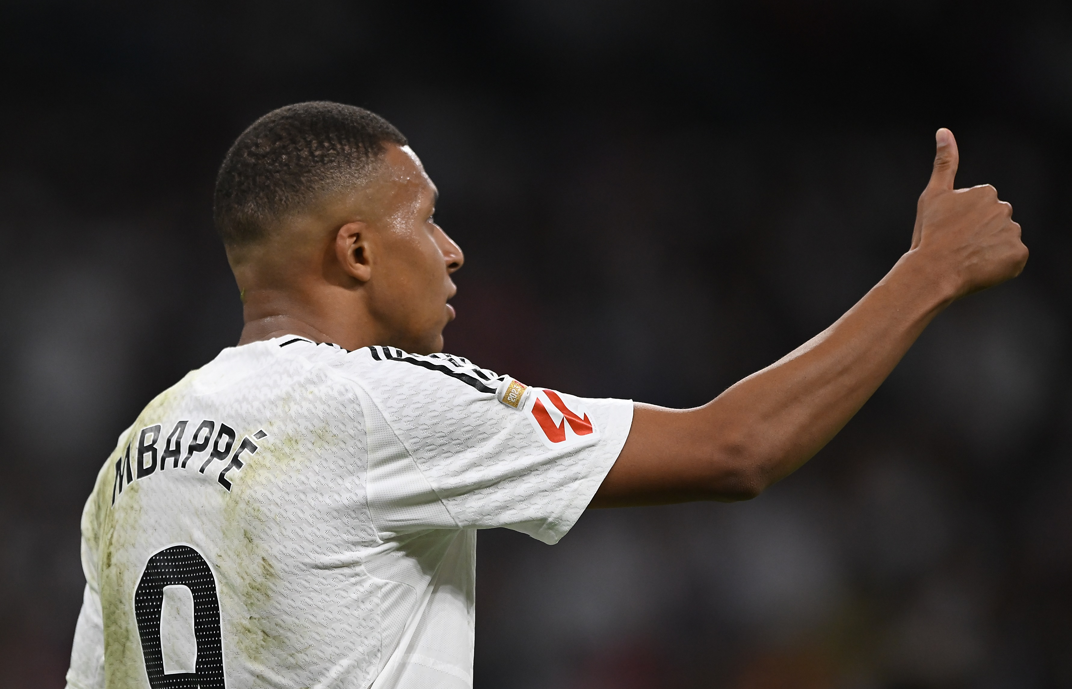 MADRID, SPAIN - SEPTEMBER 24: Kylian Mbappe of Real Madrid reacts during the LaLiga match between Real Madrid CF and Deportivo Alaves at Estadio Santiago Bernabeu on September 24, 2024 in Madrid, Spain.