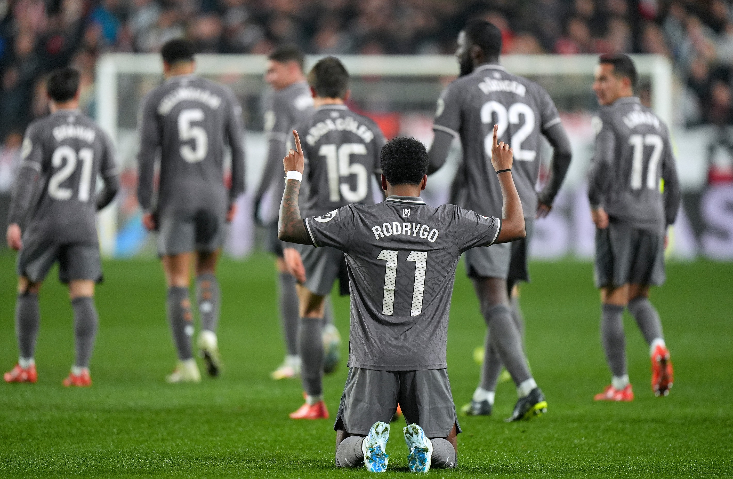 MADRID, SPAIN - DECEMBER 14: Rodrygo of Real Madrid celebrates scoring his team's third goal during the LaLiga EA Sports match between Rayo Vallecano and Real Madrid at Estadio de Vallecas on December 14, 2024 in Madrid, Spain.