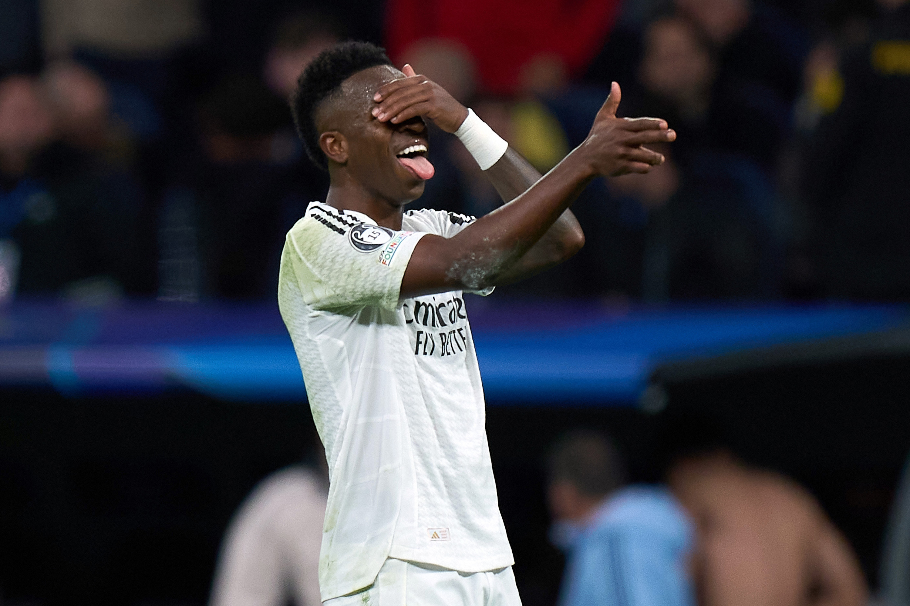 MADRID, SPAIN - JANUARY 22: Vinicius Junior of Real Madrid celebrates scoring his team's fifth goal during the UEFA Champions League 2024/25 League Phase MD7 match between Real Madrid C.F. and FC Salzburg at Estadio Santiago Bernabeu on January 22, 2025 in Madrid, Spain.