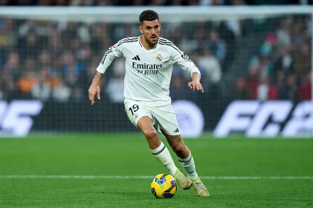 MADRID, SPAIN - JANUARY 19: Dani Ceballos of Real Madrid controls the ball during the LaLiga match between Real Madrid CF and UD Las Palmas at Estadio Santiago Bernabeu on January 19, 2025 in Madrid, Spain.