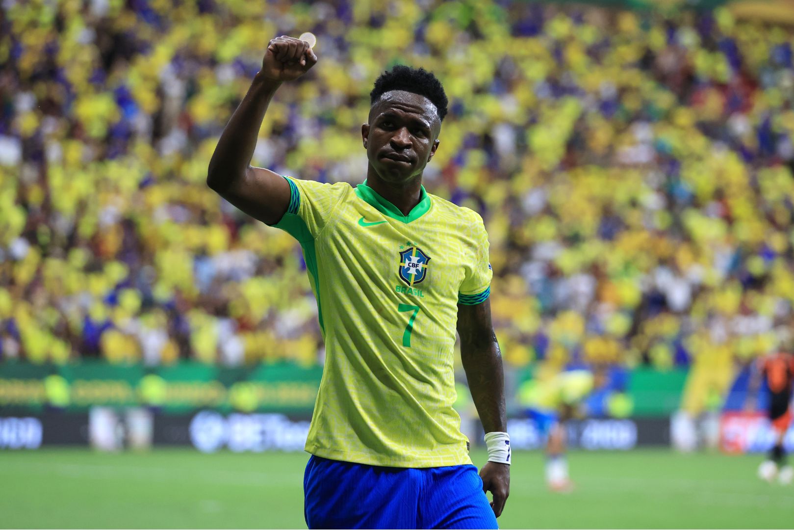 BRASILIA, BRAZIL - MARCH 20: Vinicius Junior of Brazil celebrates after winning the South American FIFA World Cup 2026 Qualifier match between Brazil and Colombia at Mane Garrincha Stadium on March 20, 2025 in Brasilia, Brazil.