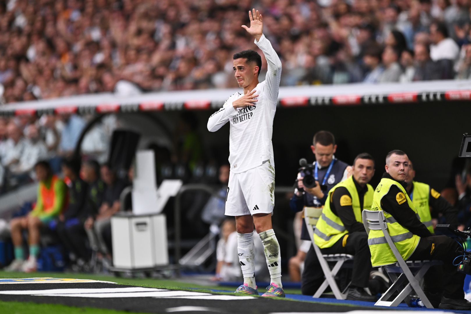 MADRID, SPAIN - MAY 24: Lucas Vazquez of Real Madrid acknowledges the fans as he is substituted off the pitch during the LaLiga match between Real Madrid CF and Real Sociedad at Estadio Santiago Bernabeu on May 24, 2025 in Madrid, Spain.