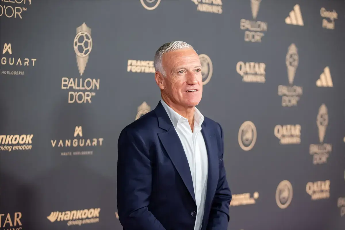 September 22, 2025, Paris, ŽLe-De-France, France: September 22, 2025, Paris, France: French national team coach Didier Deschamps on the red carpet in the Théâtre du Châtelet.