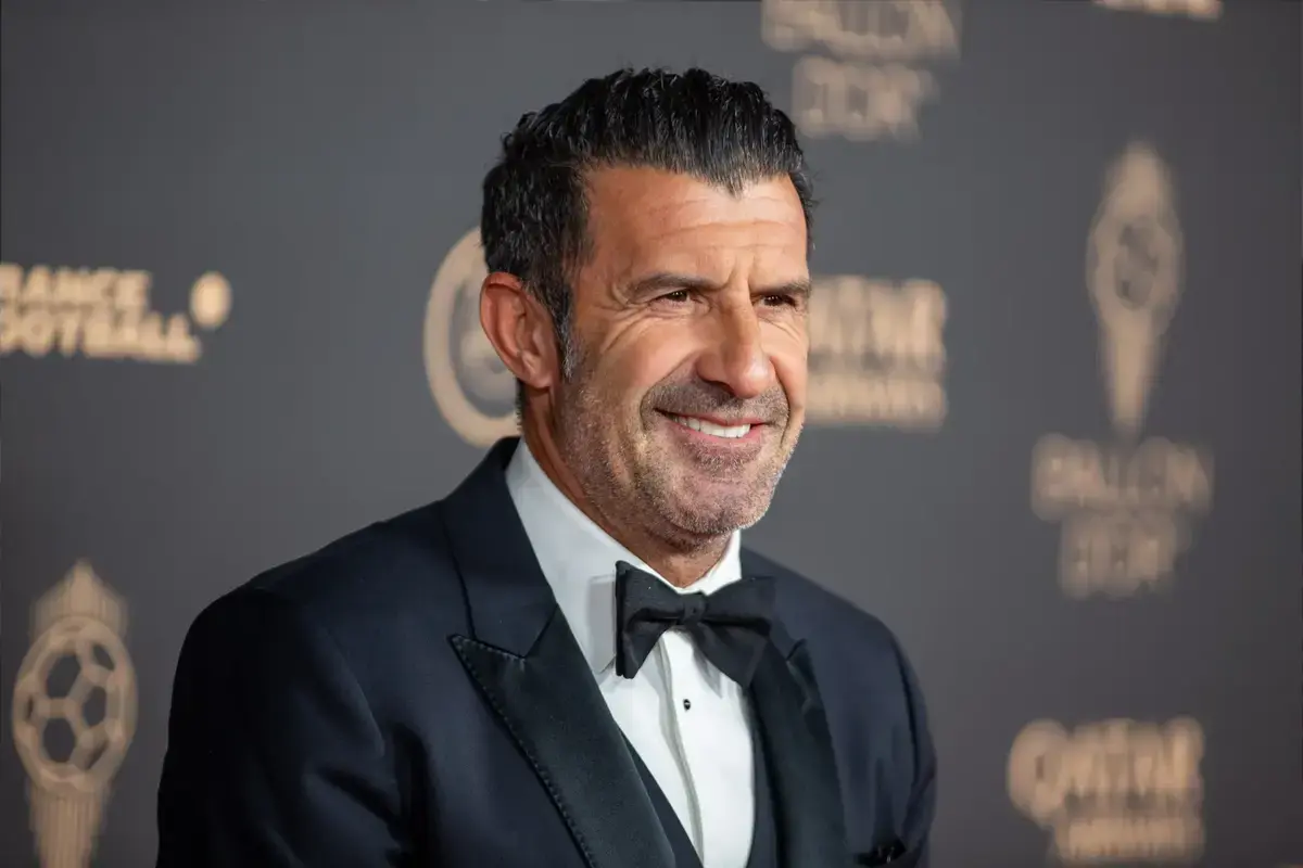 September 22, 2025, Paris, ŽLe-De-France, France: September 22, 2025, Paris, France: 2000 Ballon d'or winner Luis Figo on the red carpet in the Théâtre du Châtelet.