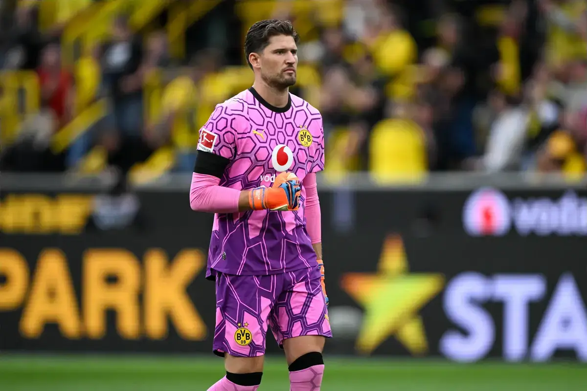 1. Bundesliga 26/27 - Borussia Dortmund - Hamburger SV am 29.08.2026 im Signal Iduna Park in Dortmund Torwart Gregor Kobel (Dortmund).